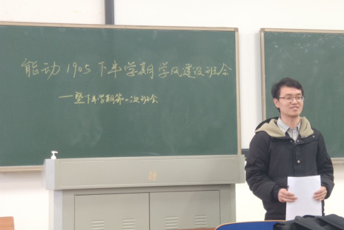 亚洲av