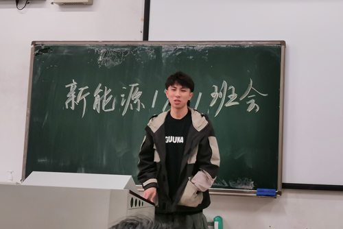 亚洲av
